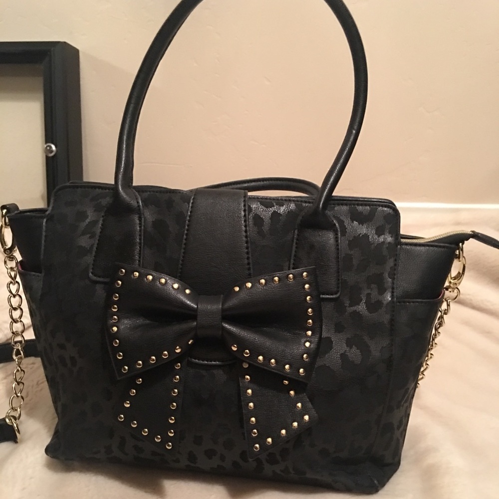 Betsey Johnson bow satchel